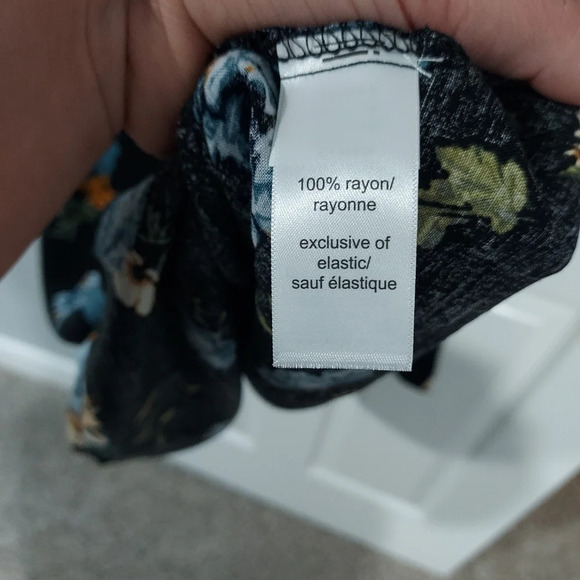 NWOT Maurices Black Floral Pleated Puff Sleeve Mini Dress in Size 3X - Picture 11 of 11